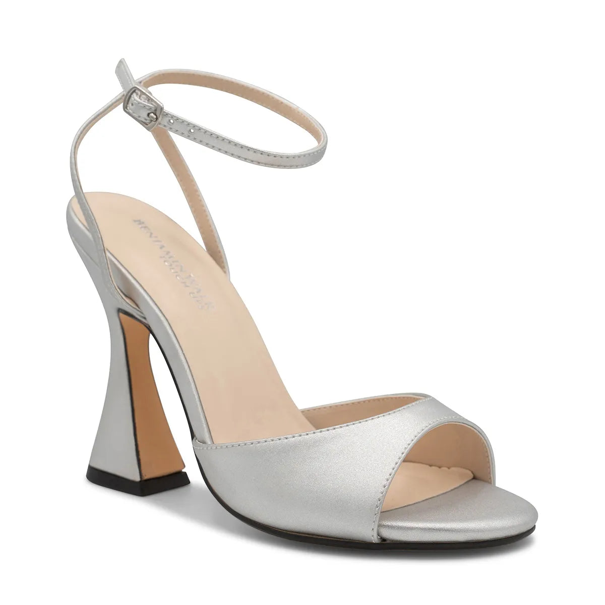 Quinn Benjamin Walk Shoes